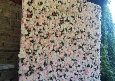 Mixed flower wall Los Altos